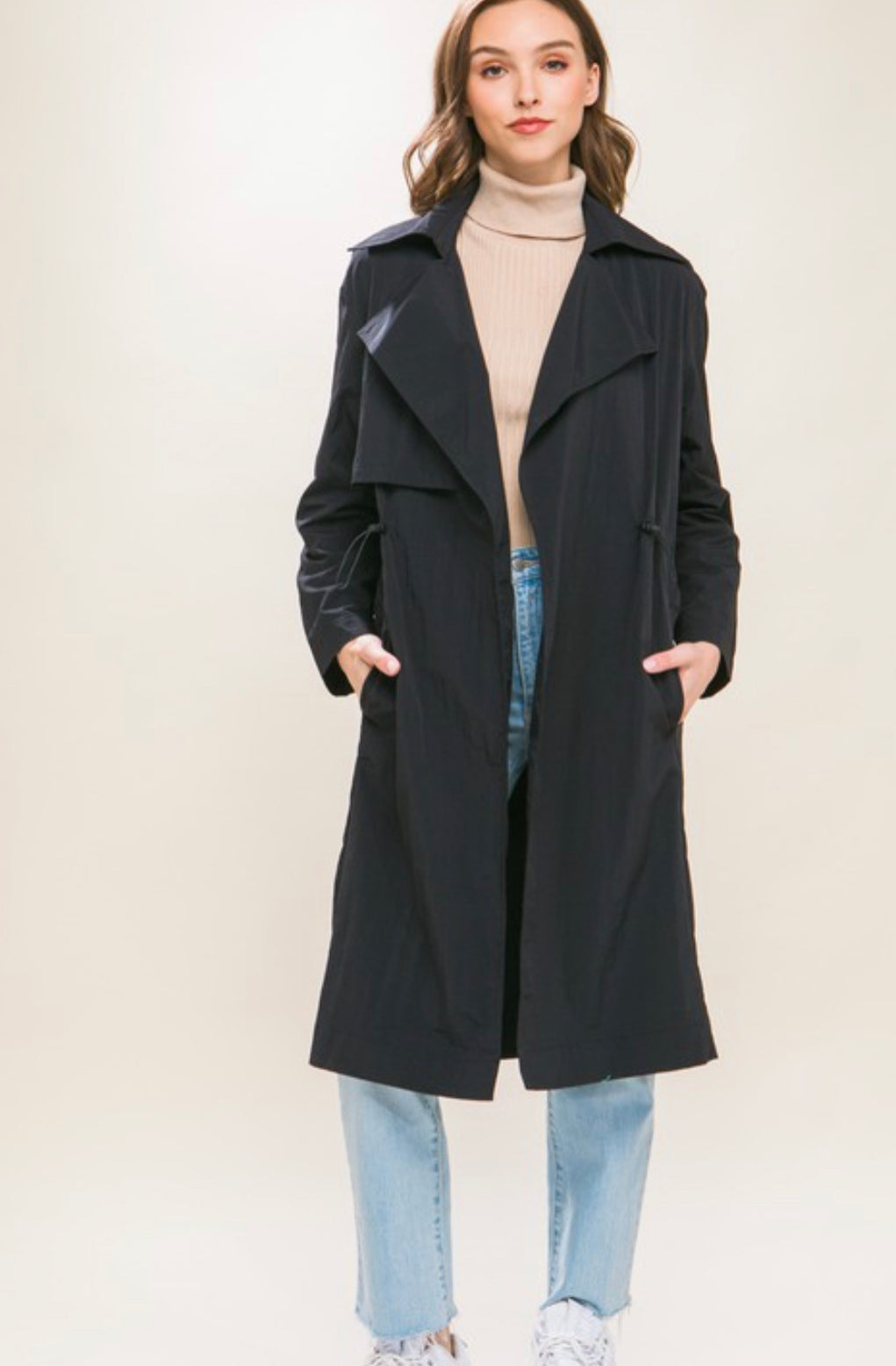 Trench Coat in Black