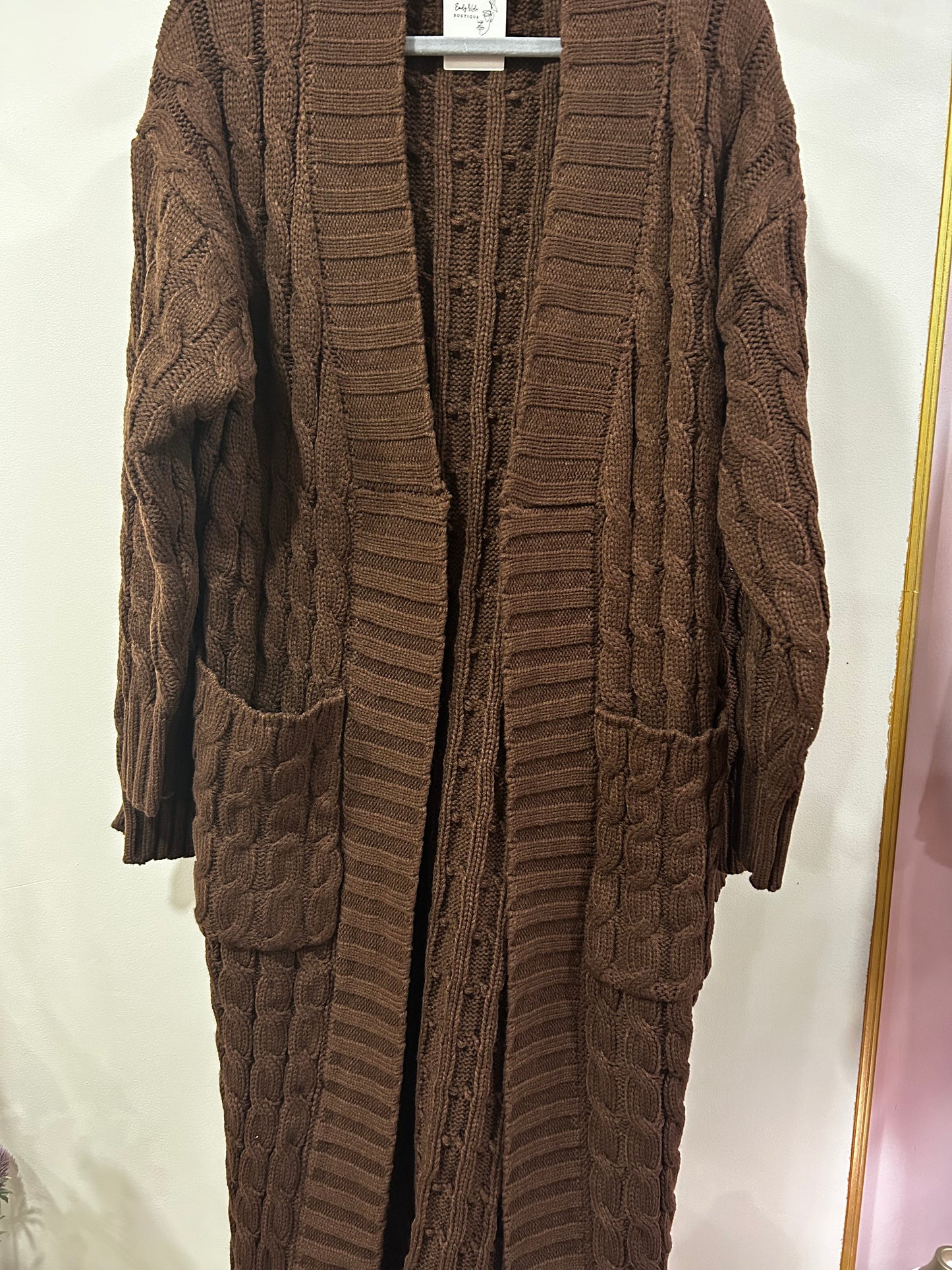If She Loves Cardigan in Brown