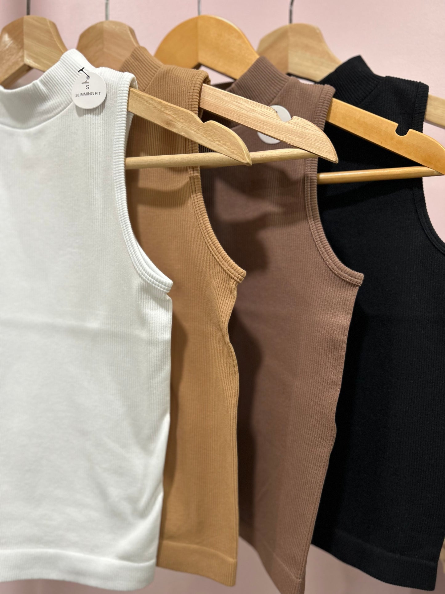 Chloe Top in Mocha