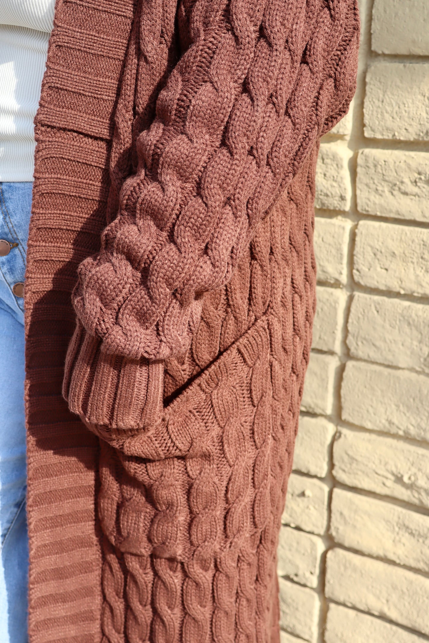 If She Loves Cardigan in Brown