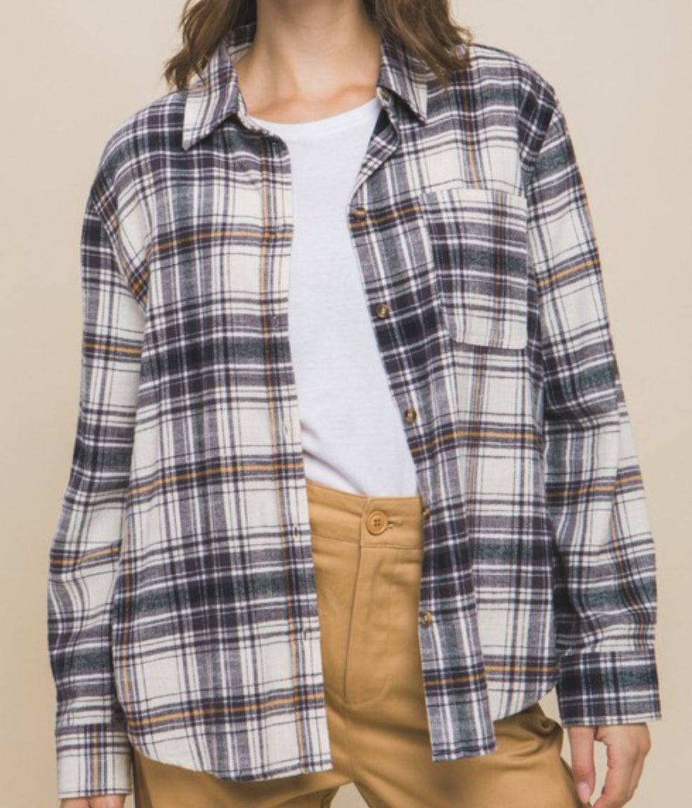 Classic Flannel in Black