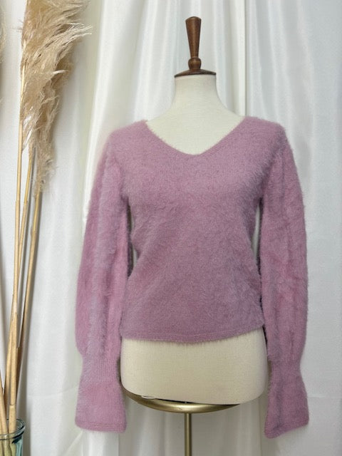 v neck mauve pink soft fuzzy sweater top with small flare sleeve at the cuff