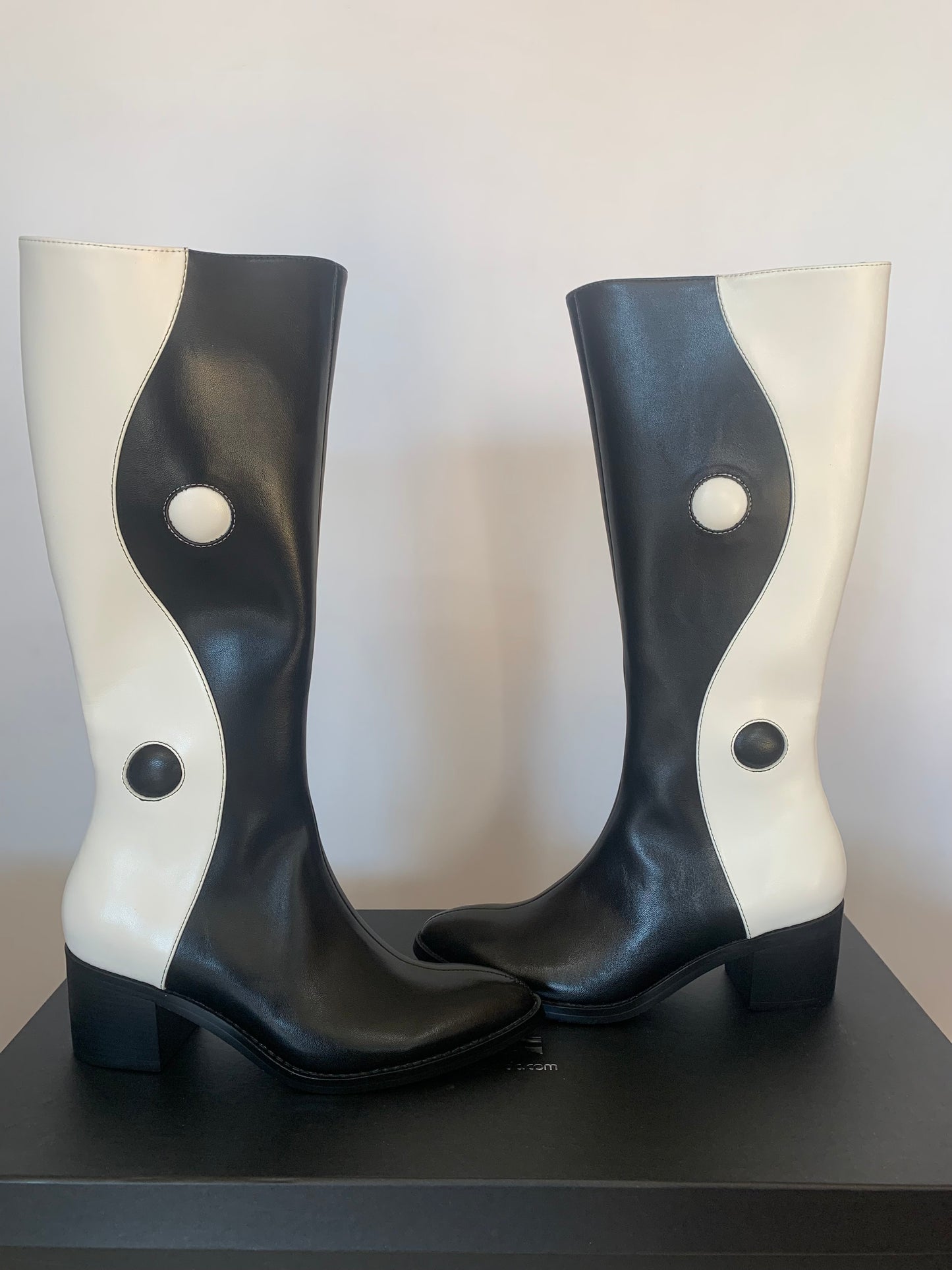 Balancing Act Boots HI B&W