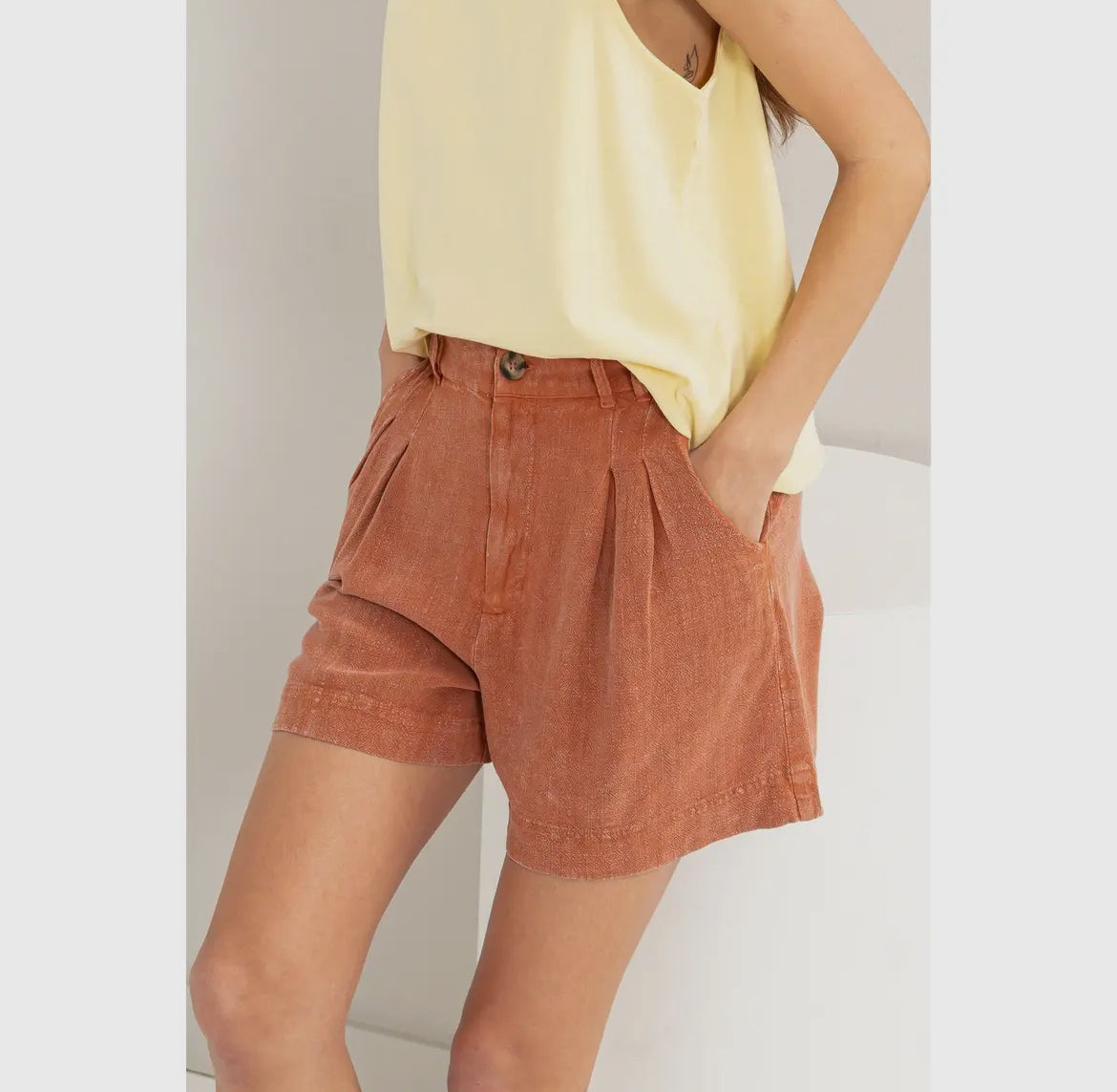 Vintage Washed Pleated Shorts